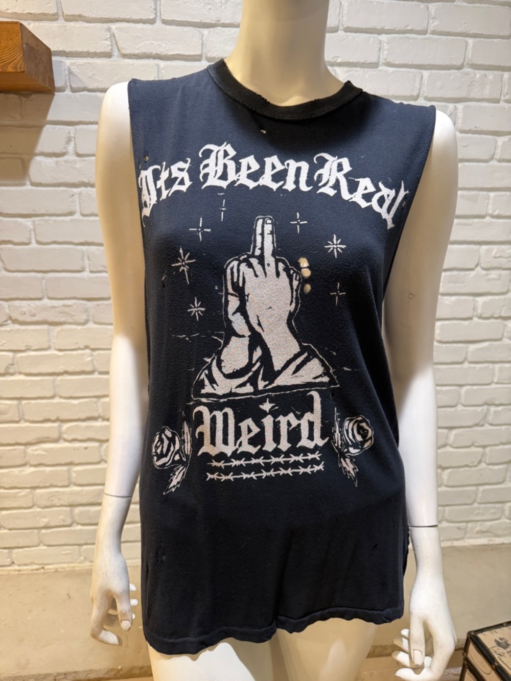 UNIF ITS BEEN REAL WEIRD BLACK OVERSIZED TANK TOP XS BRAND NEW WITHOUT TAGS - Picture 8 of 15